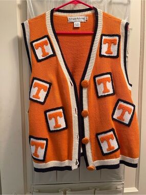 Vintage Collegiate Collection UT TN Orange Knit Vest, Power T Blocks, W Medium